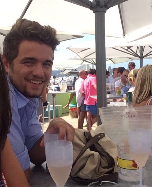 Charles-emile - Seraing - Liège | Rencontre Discrète