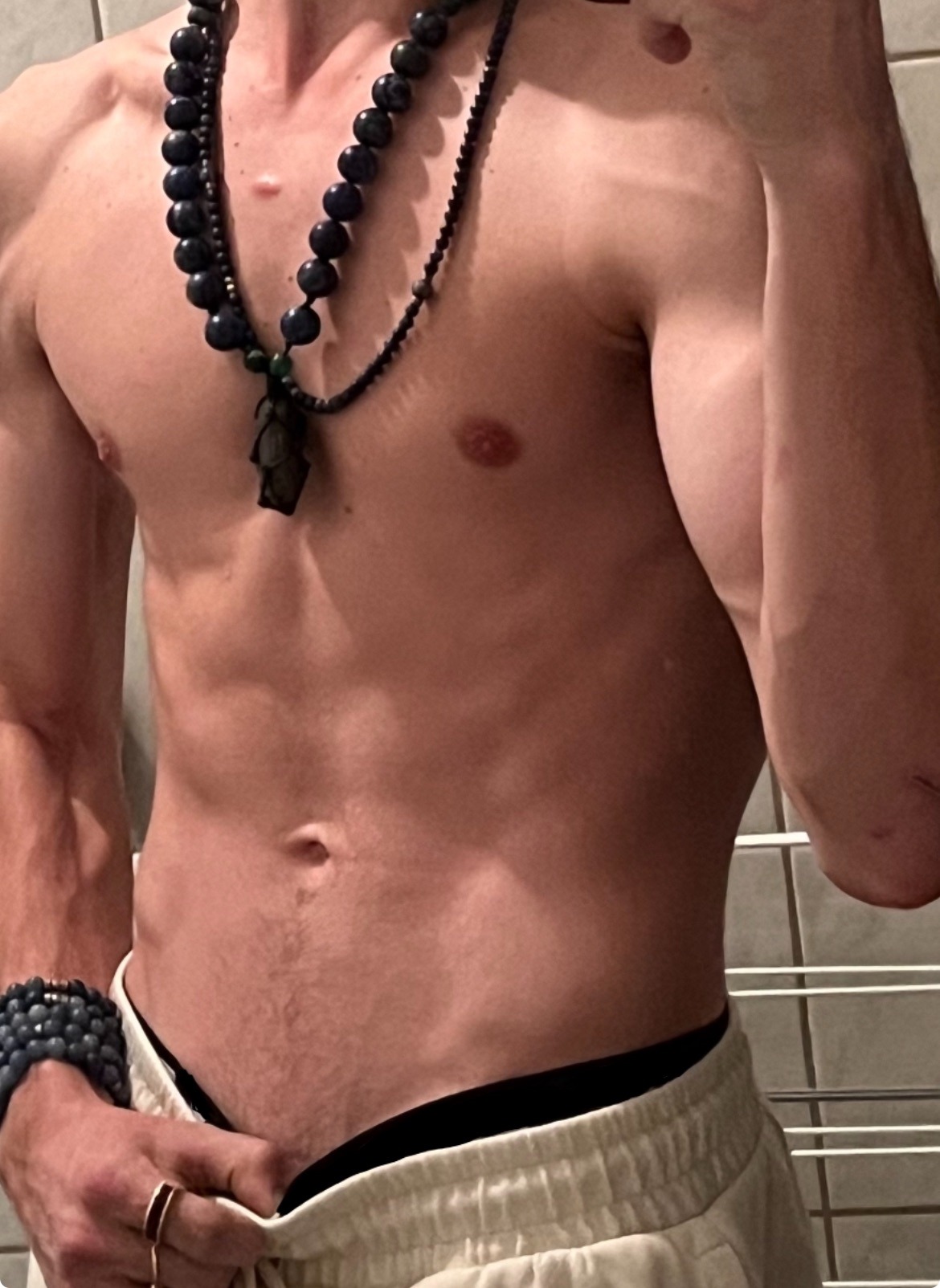 Gengis - Niel - Anvers | Rencontre Discrète