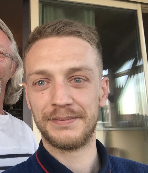 Hellmut - Verlaine - Liège | Rencontre Discrète